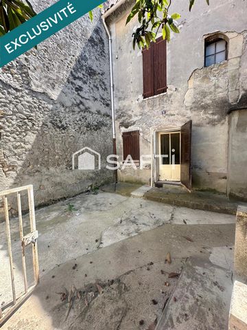 Maison avec petite cour