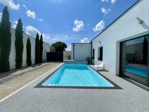 Superbe villa contemporaine à seulement 15 min en vélo du port de la Rochelle dans un quartier privilégié ! !