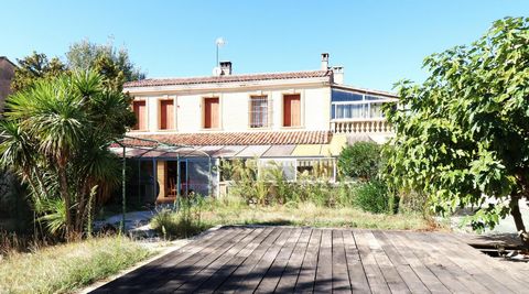 Sénas, maison 215m² et terrain constructible 1450m²