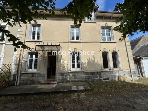 maison de ville 3 chambres et 2 garages