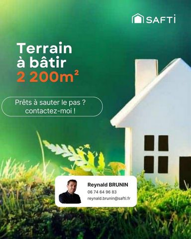 Terrain constructible à usage professionnel 2200m²