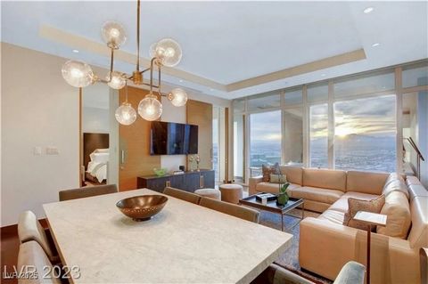 Découvrez la vie de luxe à son meilleur sur le Strip de Las Vegas ! Le Waldorf Astoria allie le prestige d’un hôtel 5 diamants à l’intimité d’une résidence exclusive. Cette superbe maison dispose de fenêtres du sol au plafond avec une vue imprenable,...