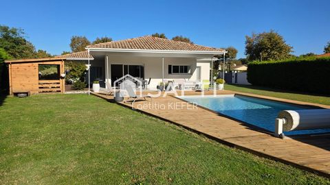 Maison moderne avec piscine et grand terrain