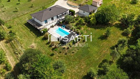 Maison de plain-pied avec 3 chambres et piscine