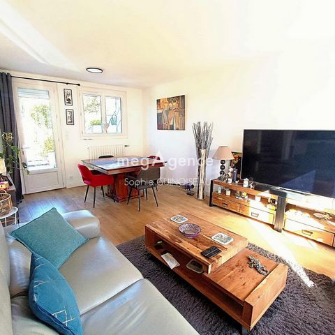 Cholet : quartier Descartes, Maison rénovée, 3 chambres, jardin, garage.