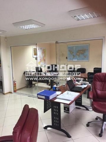 Offer 44724: NEW PRICE !! Extremely suitable for a NOTARY OR LAW FIRM !! We offer you a FULLY FINISHED TURNKEY OFFICE located in a great location in a BUSINESS BUILDING with easy access and parking!! The property consists of a total area: 90 sq.m2 !!...