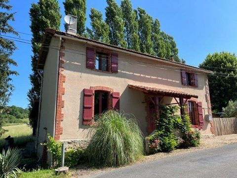 This lovely 3-bedroomed detached property is situated near to the well-known medieval village of Nanteuil-en-Vallée, with its 2 restaurants, local commerce and riverside walks. It is within easy cycling distance of around 15 minutes, or a 45 minute w...