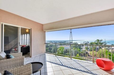 A massive 170m2 on title 135m2 internally which is spread over 2 storeys, its a townhouse in the sky! With a spacious balcony and minutes to Darwin CBD make this apartment absolutely ideal for both home occupied owners or investors! This truly unique...