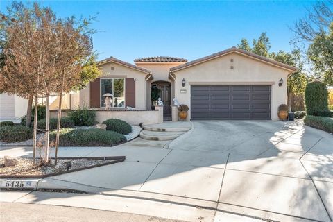 Welcome to your dream home in the premiere 55 plus community of Solera Diamond Valley by Del Webb! This exquisite 2-bedroom, 2-bathroom residence spans 1,904 sqft of pure luxury with solar. Charming curb appeal with a diamond-cut driveway, accent wal...