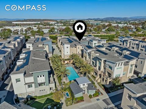 Rare Modern luxury Top Level Condo located in Bressi Ranch. A perfect blend of comfort and style as you enter this spacious 3 bed/2 bath condo. An abundance of natural light that fills the open living spaces. The well-appointed chef's kitchen boasts ...