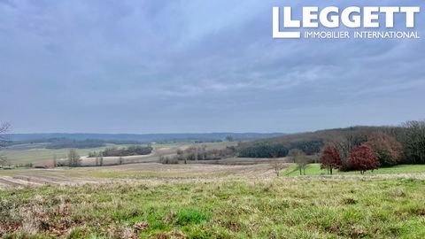 A26416BE47 - Building plot of 1331 m² in a village combining the pleasure of the countryside, and proximity to the necessary services to facilitate daily life, small shops, health professionals, schools... Ideal for a family looking for a certain qua...