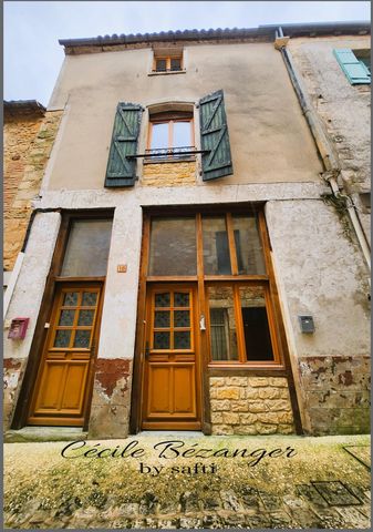 Cécile Bézanger invites you to discover this building in the charming village of Belvès. Offering a privileged living environment, it is located close to amenities and points of interest, making it an ideal choice for future buyers looking for tranqu...