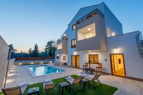 Location: Kastel Sucurac Built: 2021 Sea: 30 m City center: 8 km Inside space: 464 m2 Plot size: 712 m2 Bedrooms: 7 Bathrooms: 8 Air-conditioner Swimming pool: 36 m2 Hot tube Parking: 3 Pantry Patio Features: - Air Conditioning - Dishwasher - Furnish...