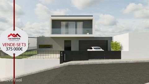 House T3 of four fronts, under construction, with a total area of 262m2 (good areas), implemented on a land with 600m2. Located in Rebordosa, 20 minutes from Porto, in a quiet place of villas, but close to services, transport, hospital, schools, and ...