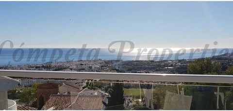 Exclusive Penthouse in a Prestigious Residential Area in Nerja with Breathtaking 180º Panoramic Views of the Sea and Hills behind the resort and Nerja itself. This Spanish apartment is idyllically situated in a private location on the edge of the nat...