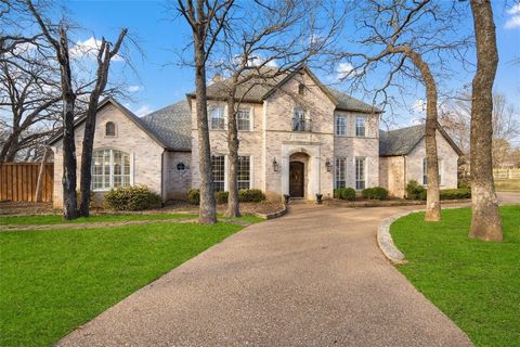 Nestled along the prestigious Peytonville Avenue, recognized as the most sought after street in Southlake,TX, this exceptional estate is ensconced within a wrought iron fence and dual gates, offering complete seclusion. Situated on a stunning 1 acre,...