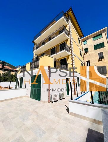 In the center full of history and beauty of Finale Ligure, less than 50 meters from the sea, The agency Synapse Immobilier offers for sale two apartments and a penthouse recently renovated. State-of-the-art technical equipment completes the exclusivi...