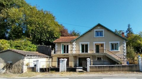 Vous recherchez une maison avec de la surface et du volume pour loger et accueillir votre famille aux portes de Périgueux ? NETO-IMMO vous ouvre les portes de cette habitation familiale sur 3 niveaux aménagés. Avec 5/6 chambres et deux salons, vous y...