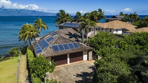 Dieses Haus am Meer befindet sich in einer unübertroffenen Lage mit direktem Zugang zum blauen Pazifik! Erleben Sie tropische Eleganz in dieser privaten, geschlossenen Sackgasse. Mit einer Wohnfläche von 3.881 m² bietet diese Residenz mit 3 Schlafzim...