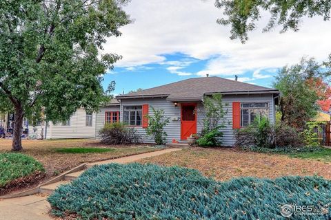 This cute Bungalow is located on a quiet street in the desirable Chafee Park neighborhood just minutes from I-70 and near downtown and Lohi and Highlands with world class dining and entertainment close by. This home has lots of updates that include n...