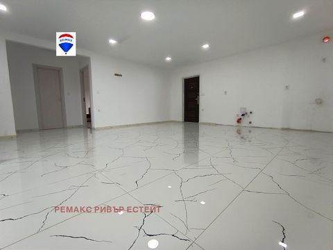 RE/MAX vous présente en exclusivité, une maison dans le village de Pirgovo, Sofia. Ruse, d’une superficie de 97 mètres carrés. La maison est nouvellement construite avec des matériaux de qualité, rénovée extérieurement avec de la mousse de polystyrèn...