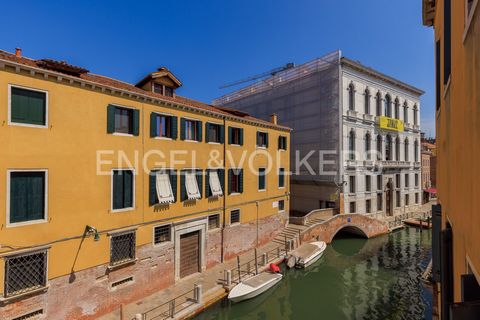 Ort: Cannaregio, Venedig Das Stadtviertel Cannaregio ist nach Castello das zweitgrößte und bevölkerungsreichste von Venedig. In diesem Stadtteil befindet sich das Ghetto di Venezia, das man erreicht, indem man die Brücke Ponte delle Guglie überquert ...