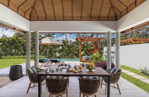 Offrez-vous le summum du luxe et du confort avec cette villa de 2 chambres située dans un complexe exclusif à l'île Maurice. Avec un espace total de 222 m², cette résidence spacieuse est l’adresse parfaite pour vivre dans l’élégance absolue. Idéaleme...