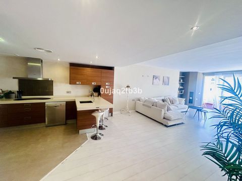 Located in Puerto Banús. Apartment in the prestigious Puerto Banús marina, offering stunning views of the city and the harbor, where some of the world’s most exclusive yachts are moored. This property is located in a building with access to a restric...