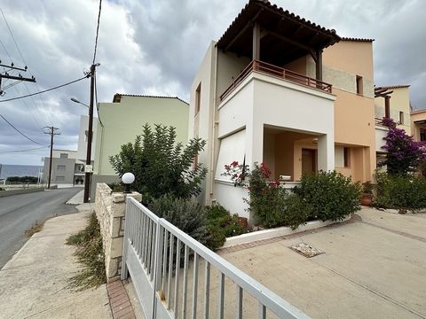 Geropotamos, Panormos, Dwupoziomowy apartament na sprzedaż, 84 mkw, Status nieruchomości: Bardzo dobry, 2 Sypialnie (1 Master), 1 Łazienka(e), 1 WC, Widok: Dobry, Rok budowy: 2008, Certyfikat energetyczny: D, Rodzaj podłogi: Płytki, Rodzaj ościeżnic:...