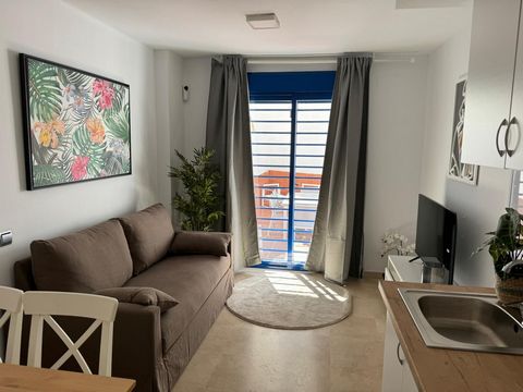 Located in Torrequebrada. Stylish Renovated Apartment with Terrace in Beautiful Benalmadena Discover modern coastal living in this newly renovated 1-bedroom apartment, ideally located in the heart of Benalmadena. Boasting a contemporary design and ex...