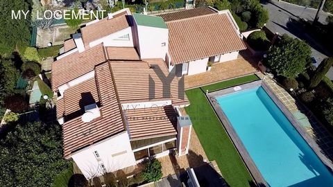 Dans le secteur très recherché d'Aubagne, quartier PIN VERT, calme, résidentiel, cadre exceptionnel avec une vue sur le Garlaban, venez découvrir cette villa d'architecte à l'abri des regards. Sur un terrain de 1340 m2, nous vous proposons cette vill...