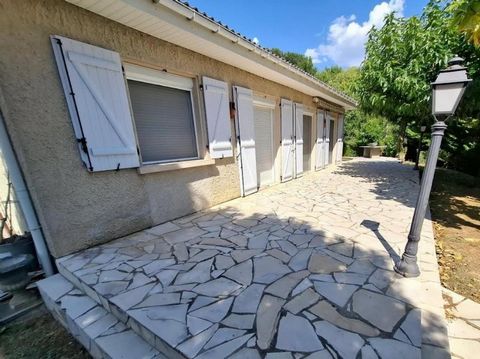 MAISON DE PLAIN PIED AVEC GRAND JARDIN ET POINT DE VUE