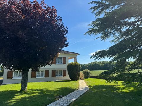 MAISON 4CH AVEC GRANDES DÉPENDANCES