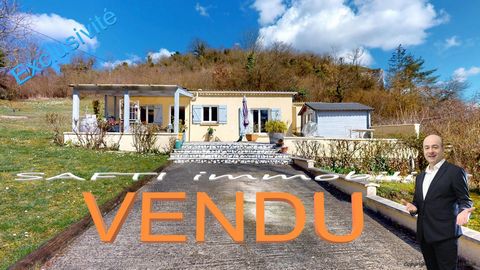 Maison de 67m2 posée sur 2500m2 de terrain dans un environnement calme et privilégié.