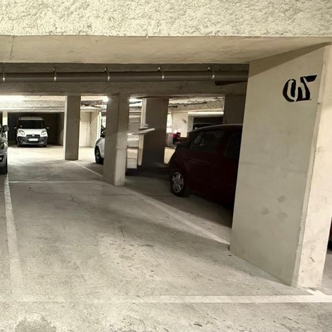 PLACE DE PARKING SOUS-SOL