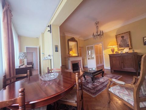 Grand Appartement Secteur TRIANGLE D'OR;