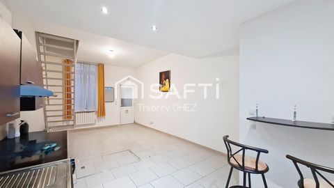 Charmante maison rénovée de 73 m², sans travaux, avec petit extérieur. Petite rue calme, proche Tourcoing, idéale premier achat.