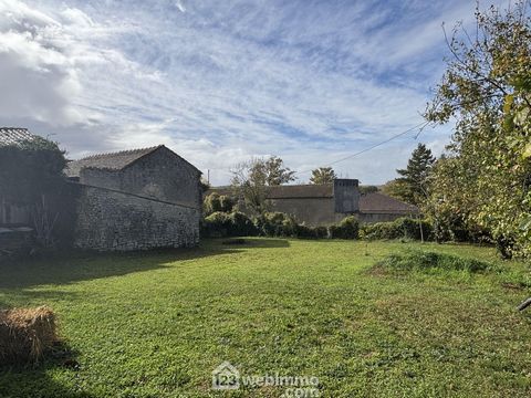 Terrain constructible - 438m² - Montamisé