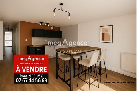 Dernier étage, lumineux et sécurisé : votre nouveau chez-vous vous attend dans une résidence moderne et verdoyante