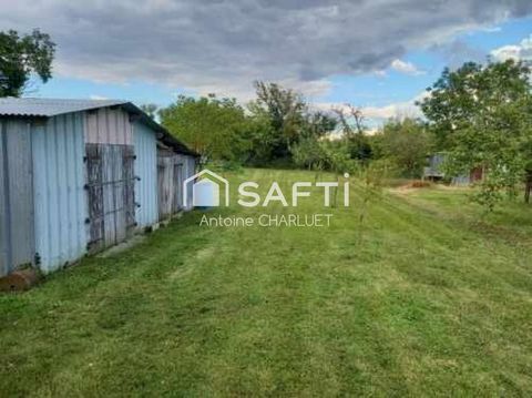 Terrain 1750m² constructible et borné