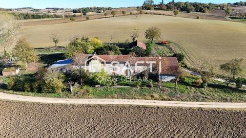 grande ferme à rénover à 5 minutes de Nérac.