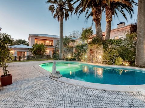 5-bedroom villa for sale in Manique de Baixo, located in a very quiet area 10 minutes from Estoril and its beaches. Located in an area classified as an ecological and agricultural reserve, which prevents it from being urbanized, this luxury villa is ...