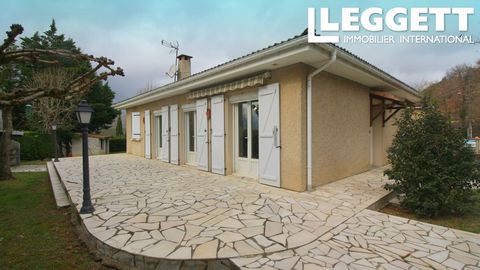 A19224CFO81 - In the commune of Payrin Augmontel, between Castres and Mazamet, you will find this pretty single storey villa. Built in the 1970's in the traditional way with a fully enclosed plot of land of 1900m2, this villa in perfect condition, is...
