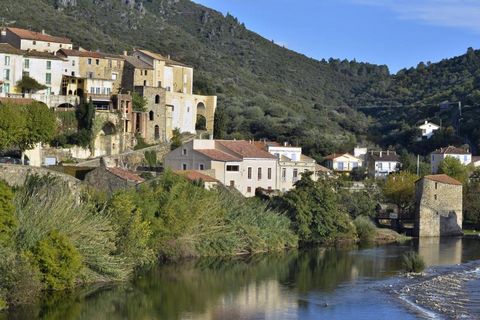 Stunning 8 Bed Property Divided Into 2 Apartments For Sale in Roquebrun Herault France Esales Property ID: es5553565 Property Location 15/17 Avenue du Roc de L’estang, Roquebrun Herault 34460 France Languedoc Property Details With its glorious natura...