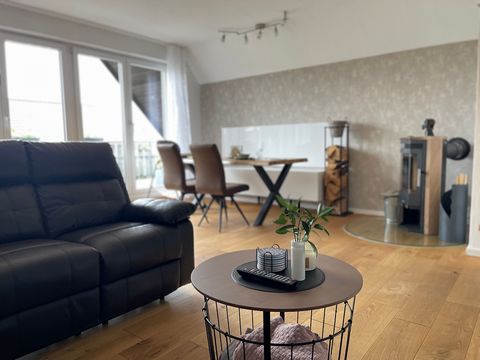 The well-equipped 93 sqm apartment is located in a quiet cul-de-sac of Greven-Reckenfeld. Whether a family vacation in the beautiful Münsterland, accommodation for fitters,field workers, cyclists,leisure cyclists or whether a nature vacation is plann...
