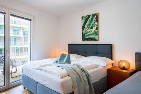 Unsere GreenLiving S Apartments mit Balkon verfügen über folgende Ausstattung: -Boxspringbett (unterschiedliche Größen) -TV -Küche mit Kühlschrank, Herdplatte, Mikrowelle, Backofen, Nespresso Maschine, Geschirrspüler, Wasserkocher und verschiedensten...