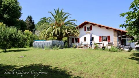 Dpt Pyrénées Atlantiques (64), à vendre Maison Type 6 de 152 m2 sur terrain de 1177 m2