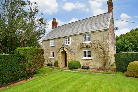 This charming, three-bedroom character property is located in the picturesque village of Niton and is set well back from the road within beautifully manicured grounds. Originally built around 1830, this beautiful stone cottage has undergone extensive...
