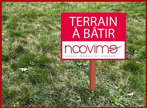 Your advisor Noovimo Sébastien COMET ... ... offers you EXCLUSIVELY this land in the town of La BERNARDIERE. You are looking for a large plot of land to realize the house of your dreams, a quiet house near the town center and at the gates of Clisson ...