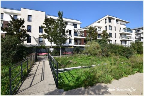 Dpt Hauts de Seine (92), à vendre BOIS COLOMBES appartement T3 de 65,66 m²